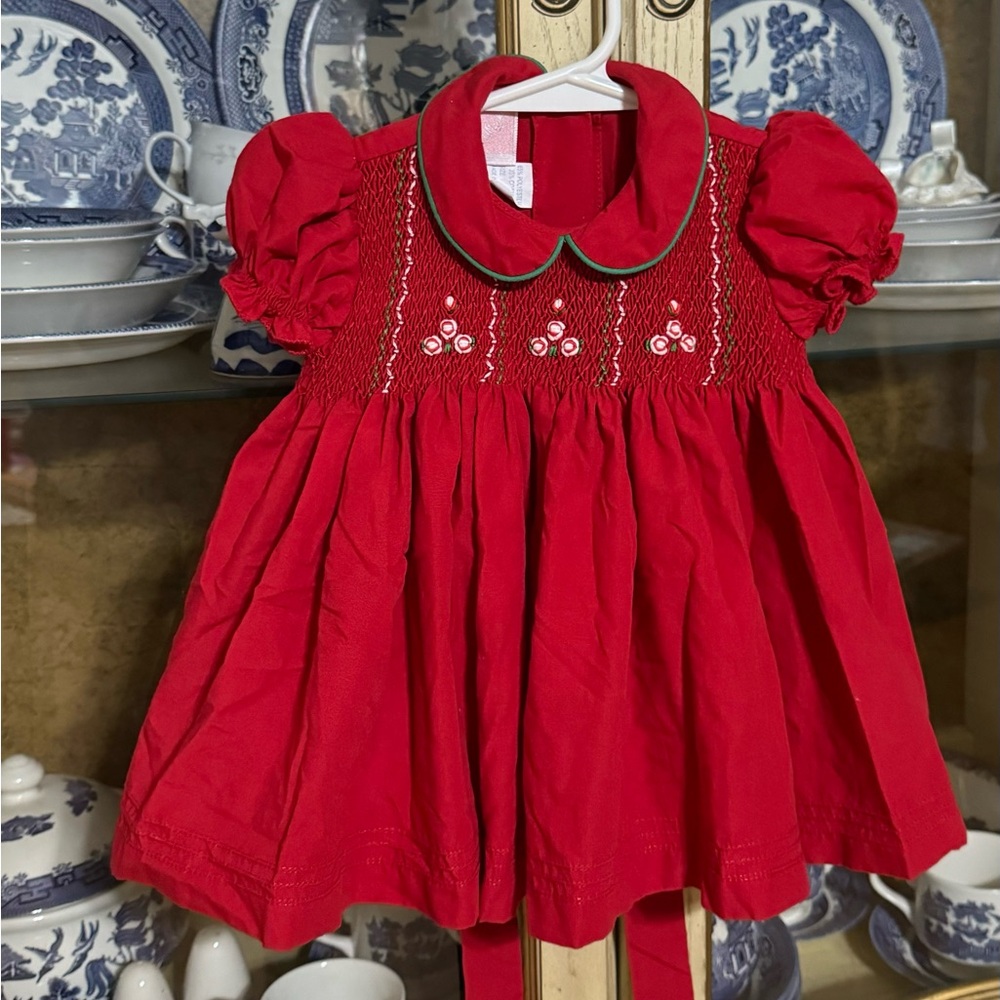 Will’beth heirloom smocked Christmas dress 6m